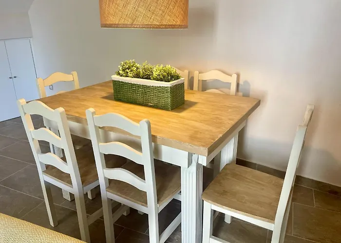 El Rincon De Victoria Y Manolo * סוטיו דה לה אדרדה